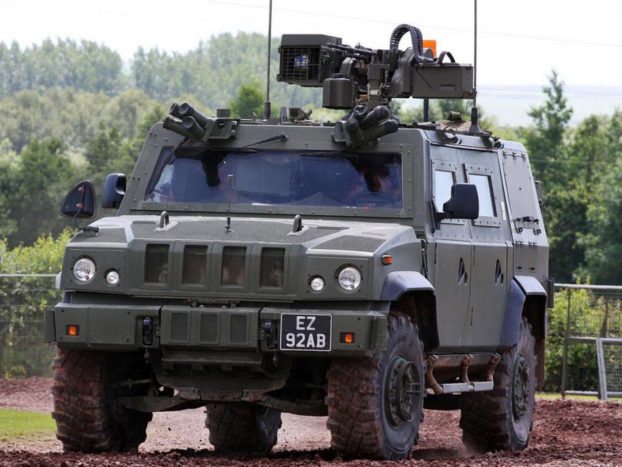  Iveco Lince LMV 2001 года  (фото 6 из 9)